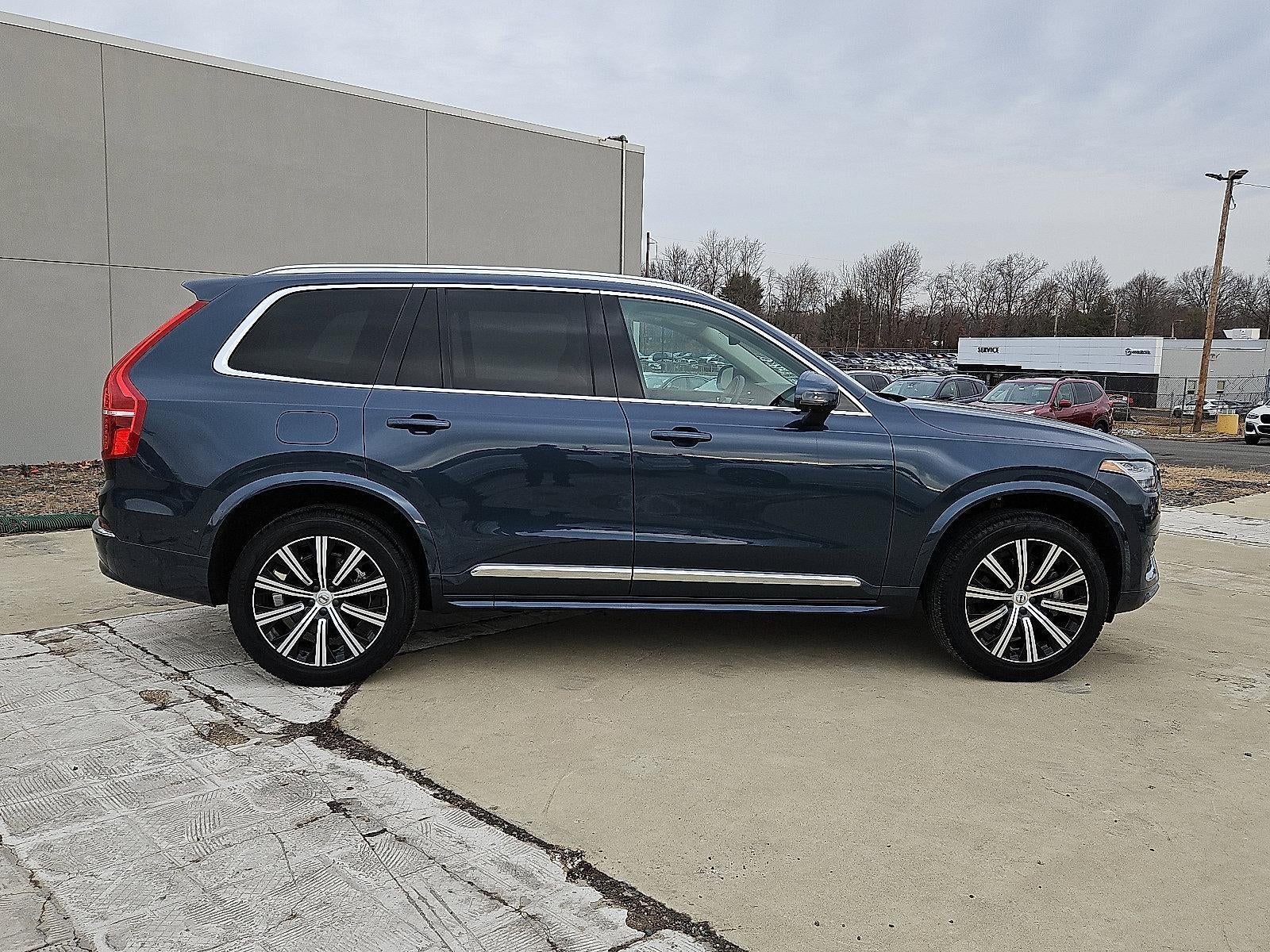 2024 Volvo XC90 B5 AWD Plus Bright Theme 7P