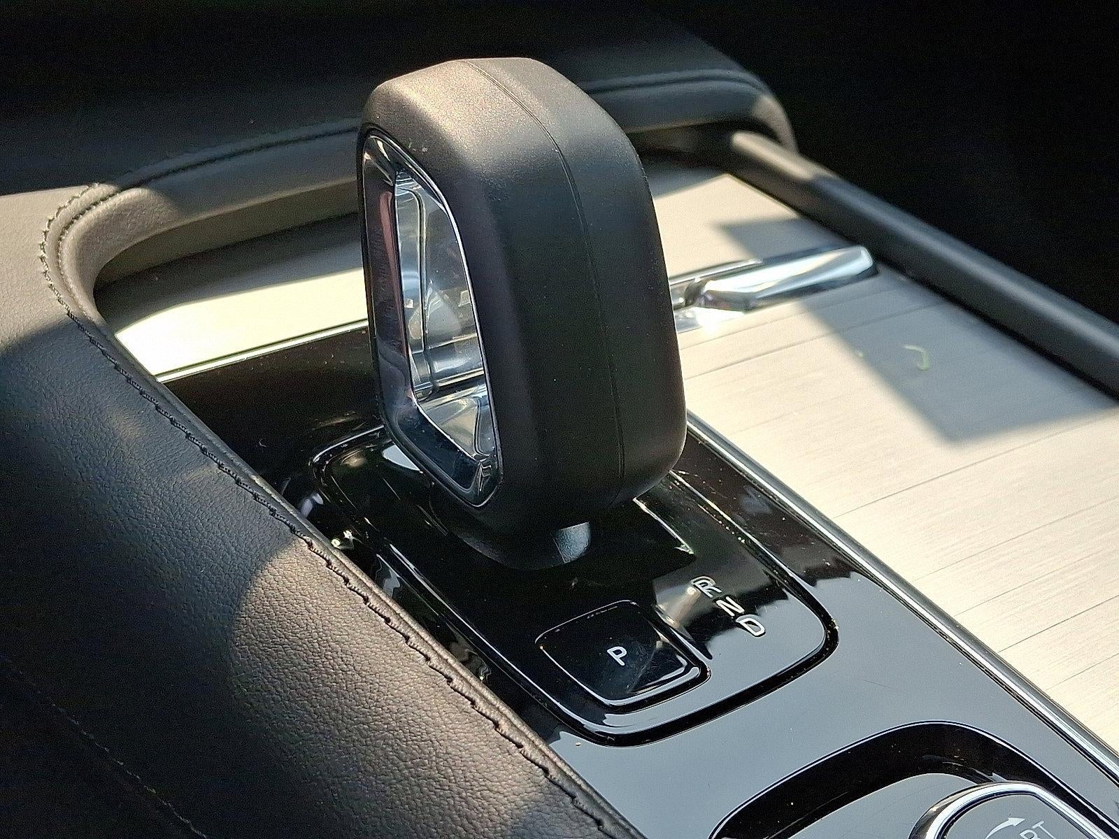 2024 Volvo XC90 B5 AWD Core Bright Theme 7P