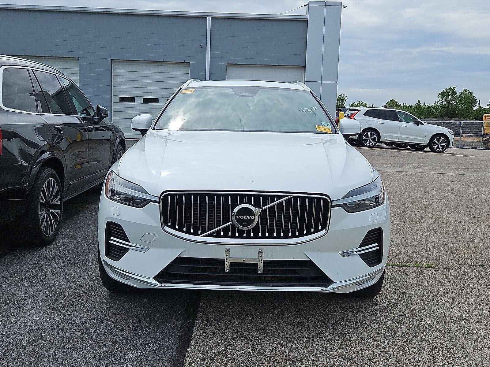 2023 Volvo XC60 B5 AWD Ultimate Bright Theme