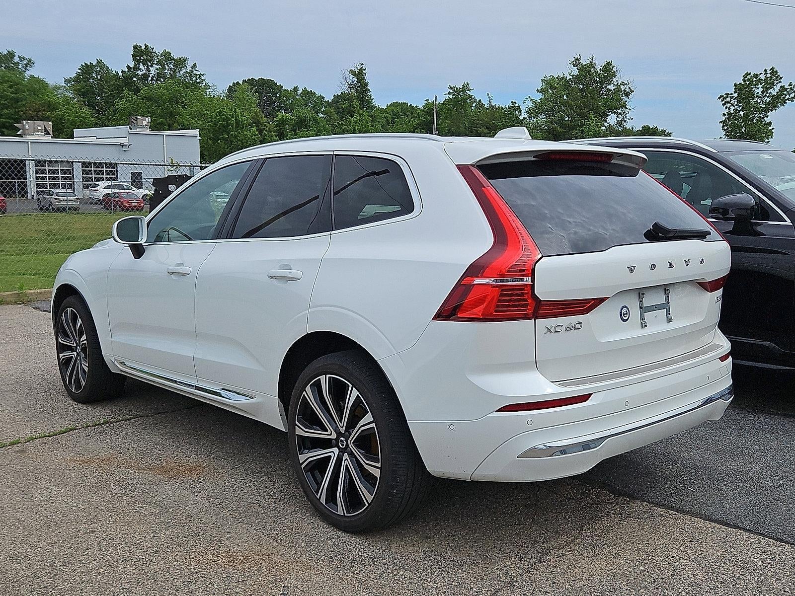 2023 Volvo XC60 B5 AWD Ultimate Bright Theme