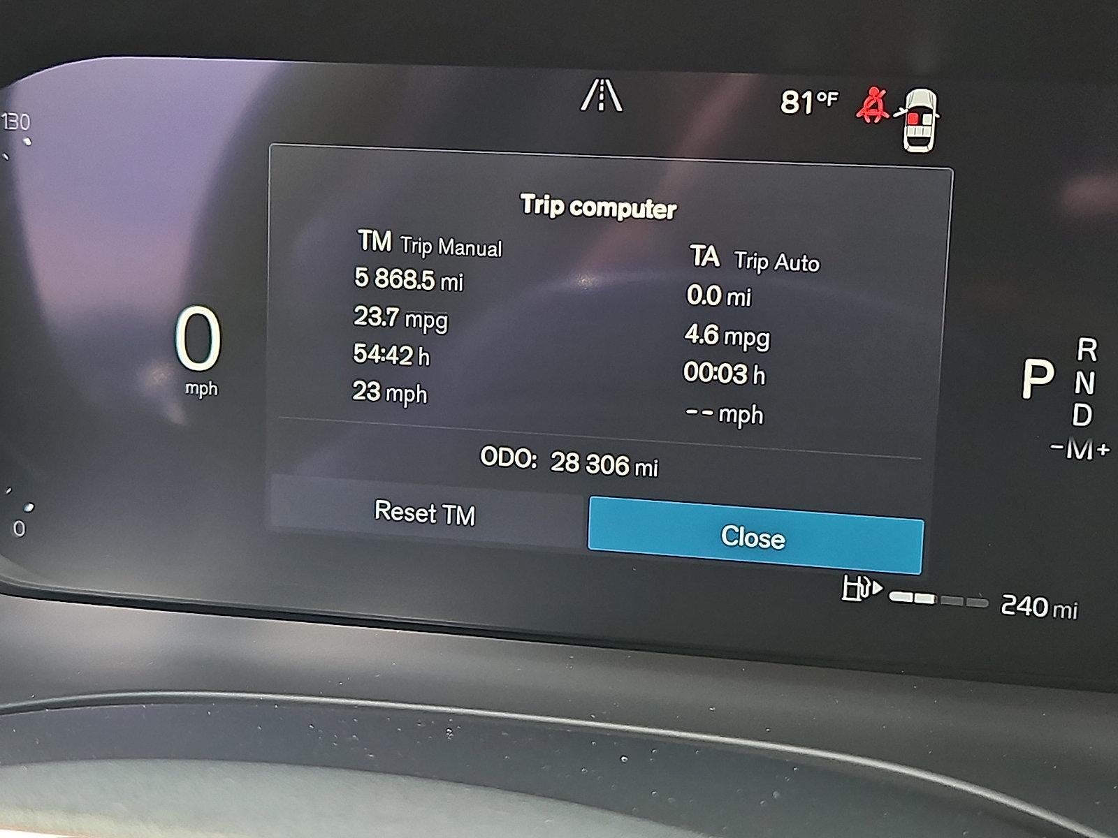 2023 Volvo XC60 B5 AWD Ultimate Bright Theme