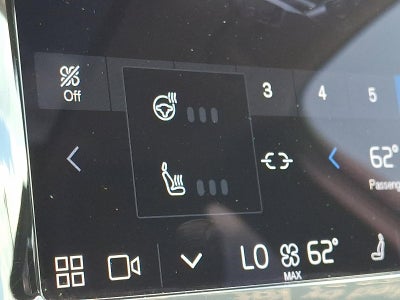 2022 Volvo XC60 B5 AWD Momentum