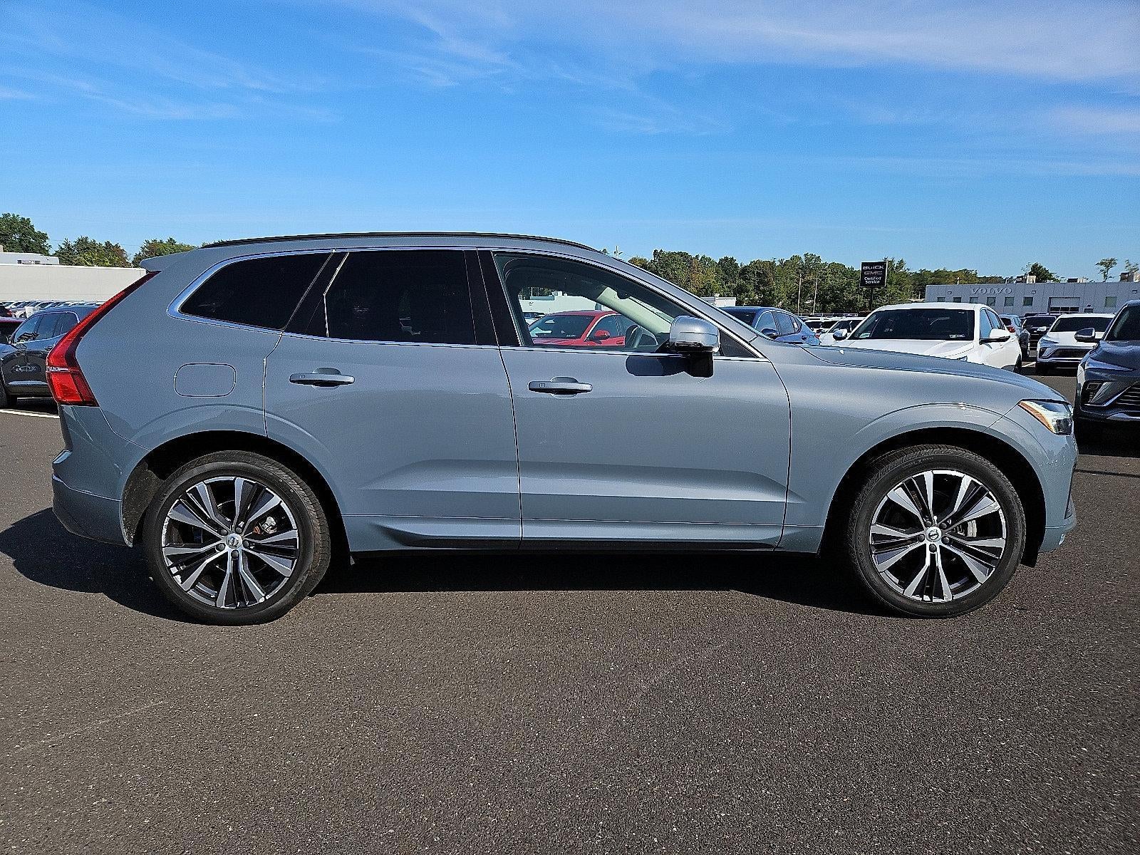 2022 Volvo XC60 B5 AWD Momentum