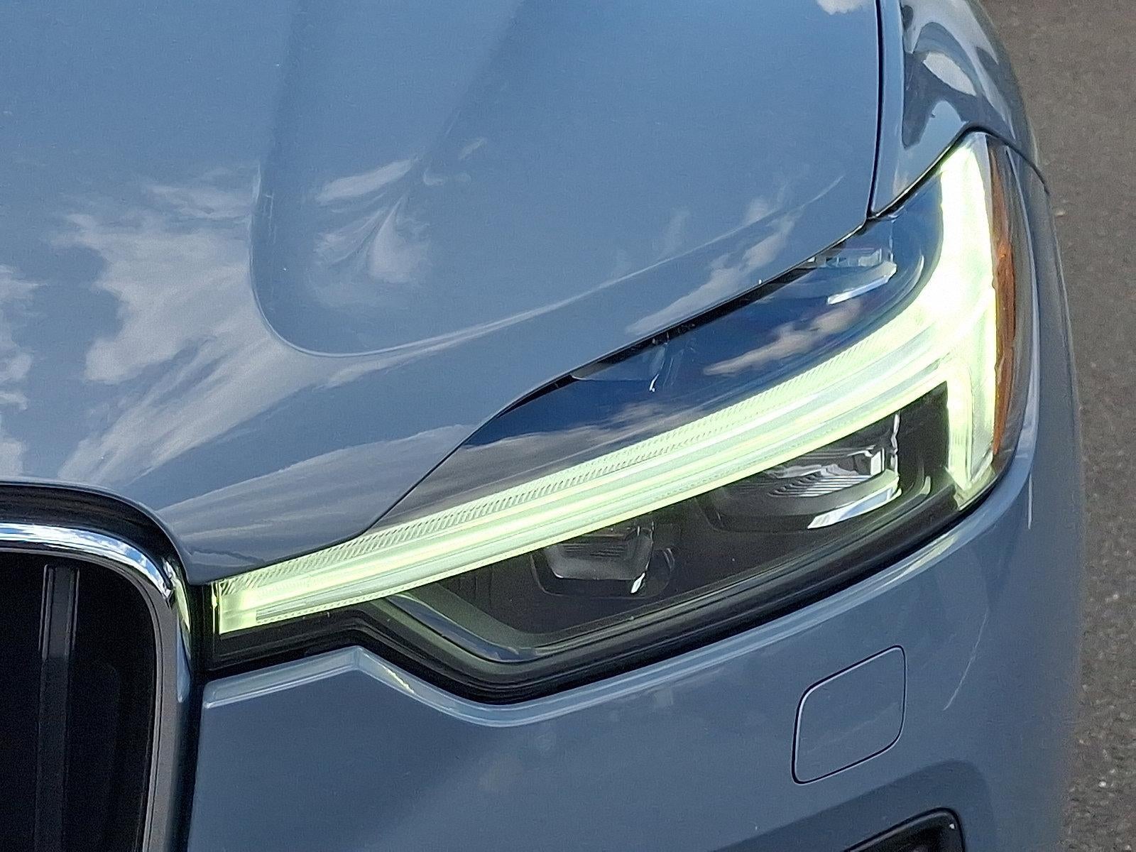 2022 Volvo XC60 B5 AWD Momentum