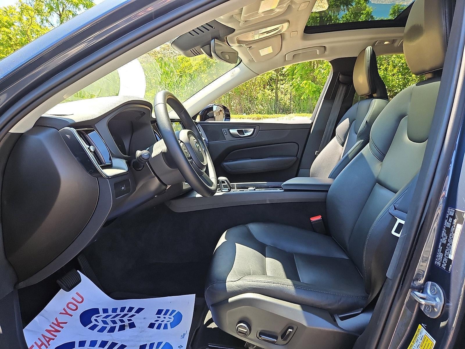 2024 Volvo XC60 B5 AWD Core Dark Theme