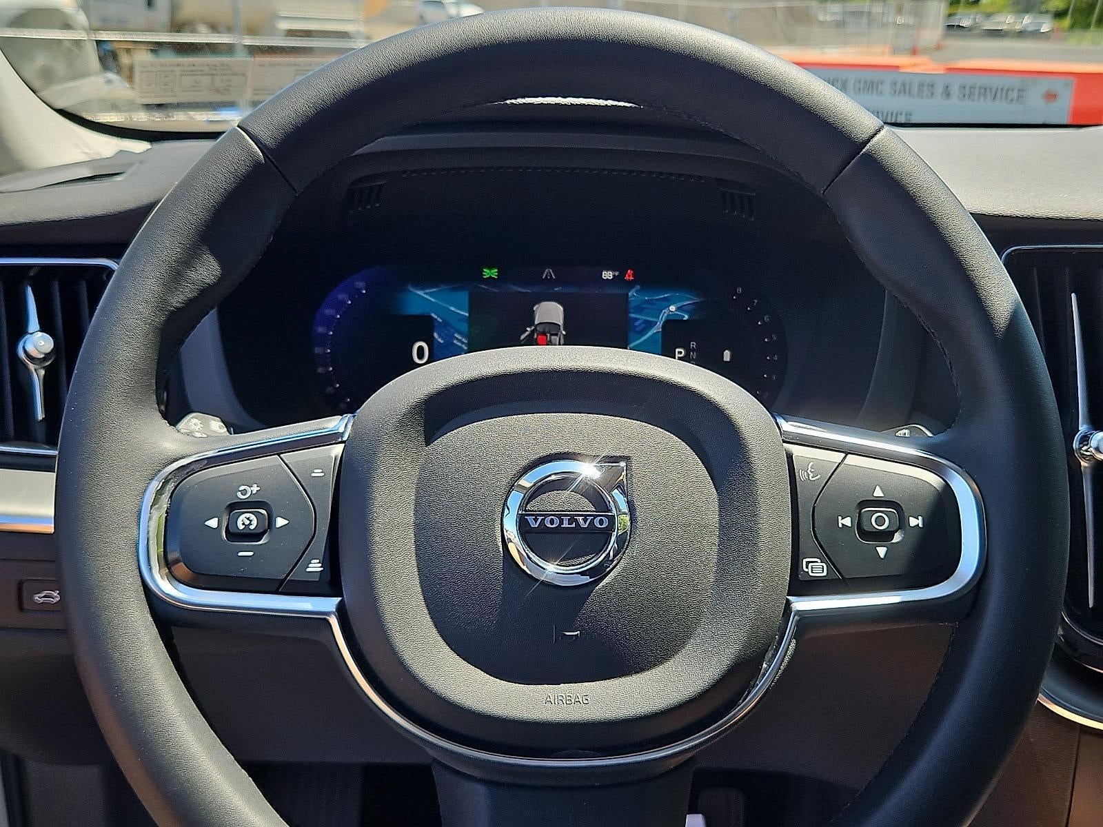 2024 Volvo XC60 B5 AWD Core Dark Theme