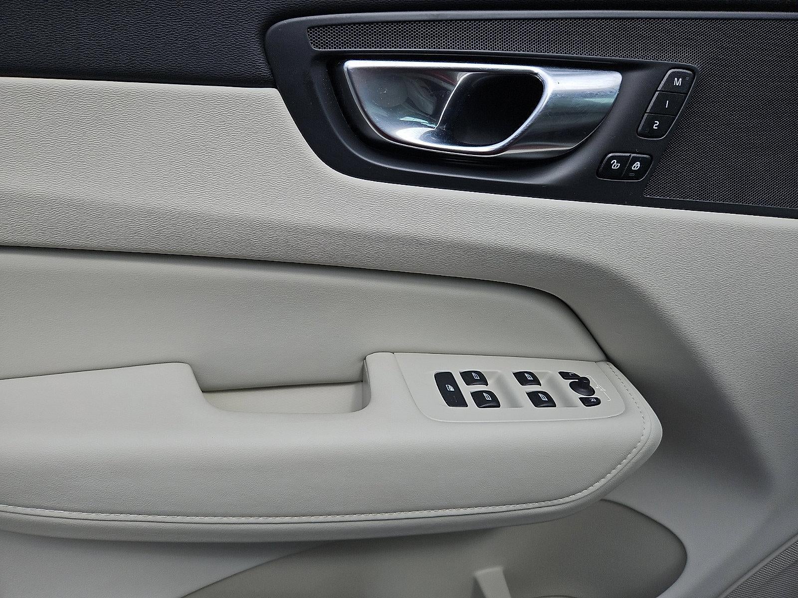 2023 Volvo XC60 B5 AWD Core