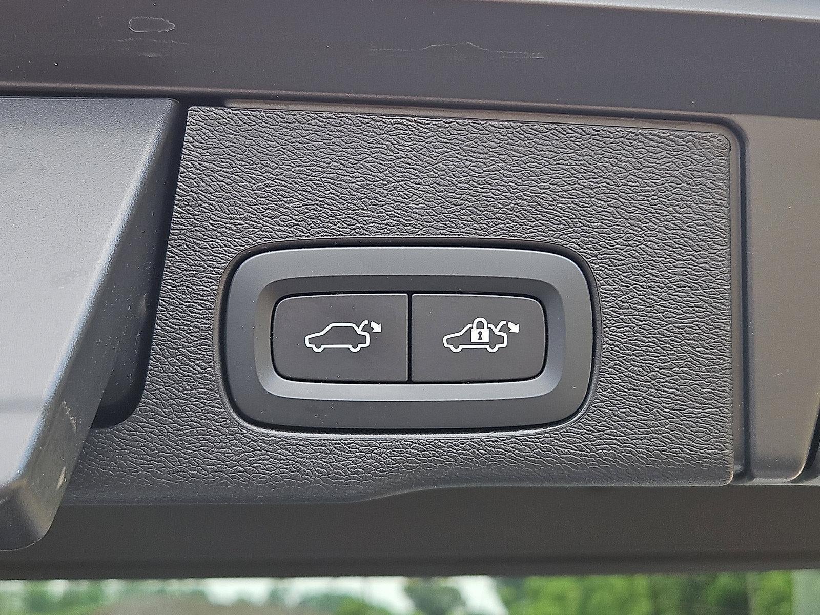 2023 Volvo XC60 B5 AWD Core