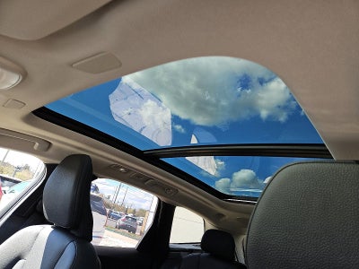 2023 Volvo XC60 B5 AWD Plus Dark Theme