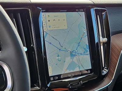 2023 Volvo XC60 B5 AWD Plus Dark Theme