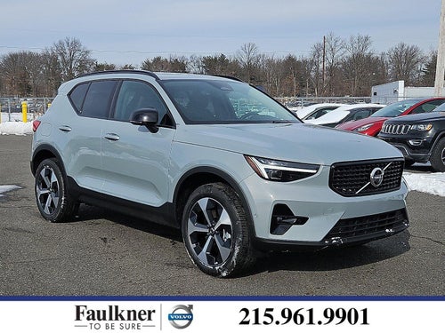 2026 Volvo XC40 B5 AWD Plus