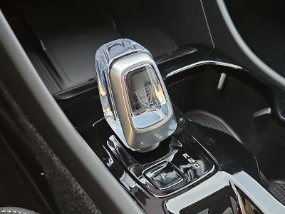 2026 Volvo XC40 B5 AWD Plus