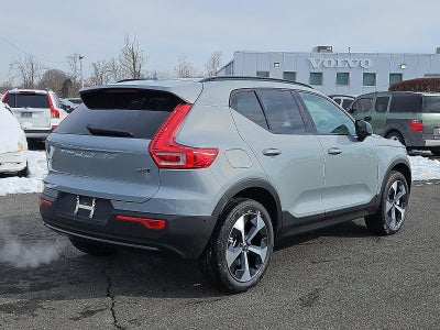 2026 Volvo XC40 B5 AWD Plus