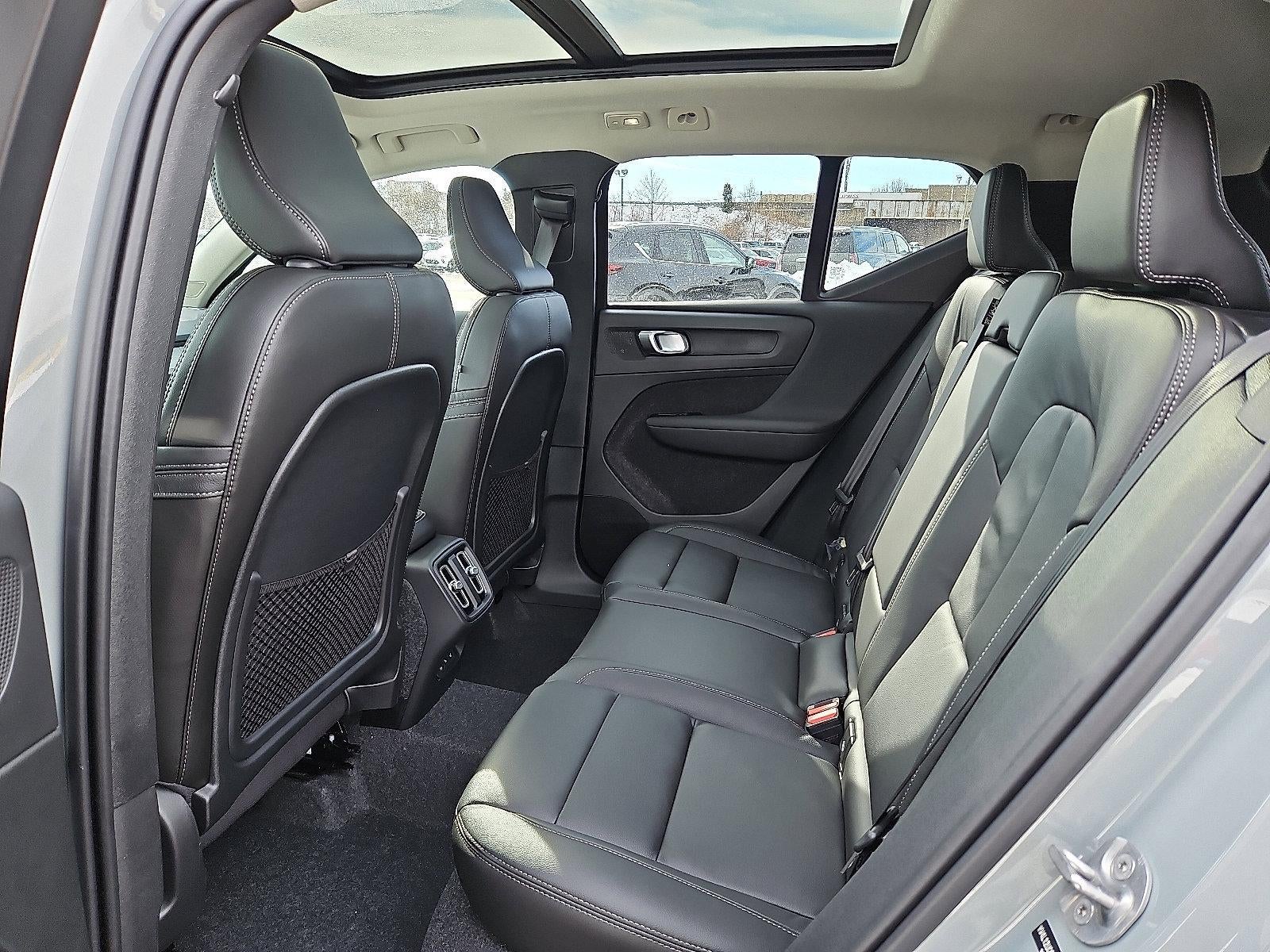 2026 Volvo XC40 B5 AWD Plus