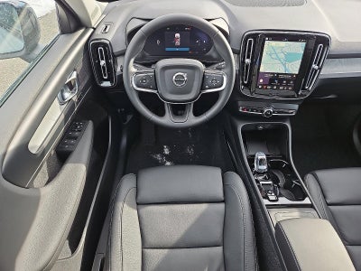 2026 Volvo XC40 B5 AWD Plus