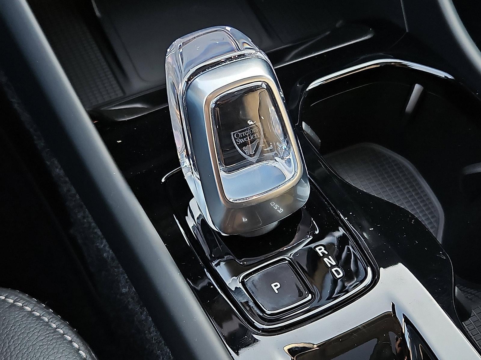 2026 Volvo XC40 B5 AWD Plus