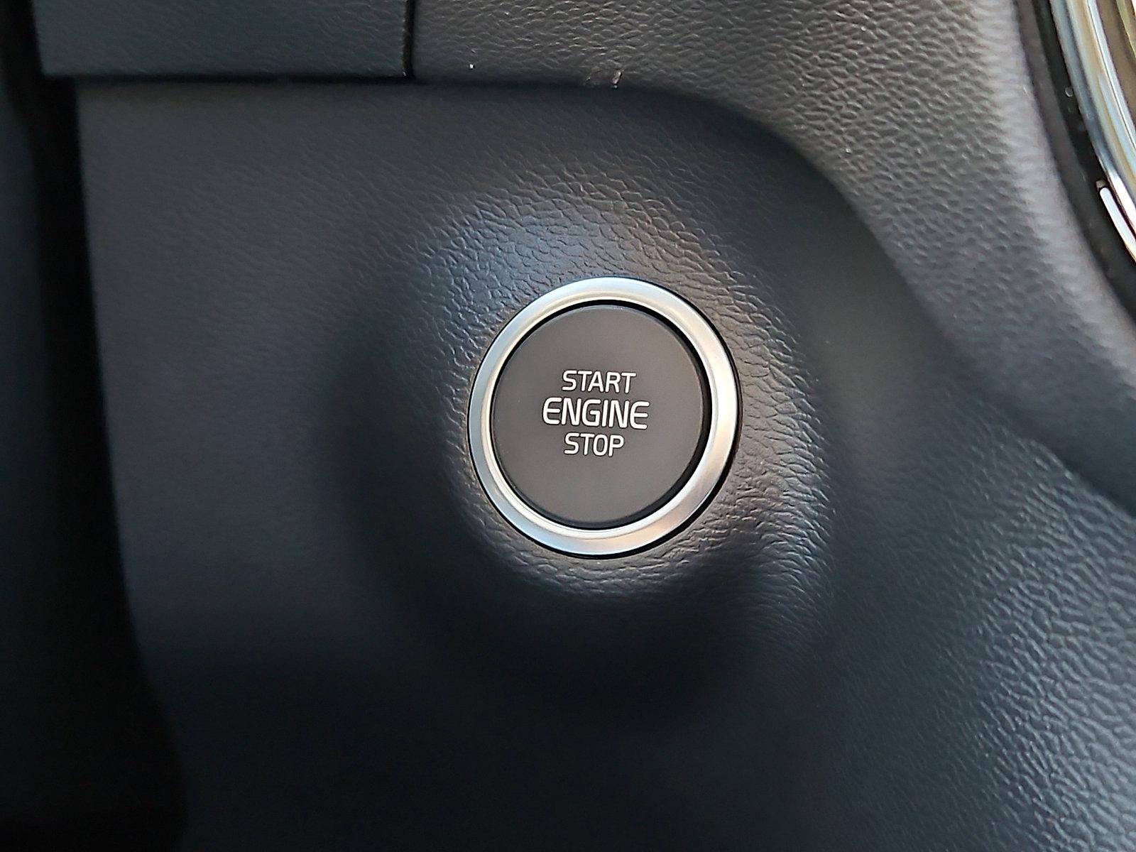 2026 Volvo XC40 B5 AWD Plus