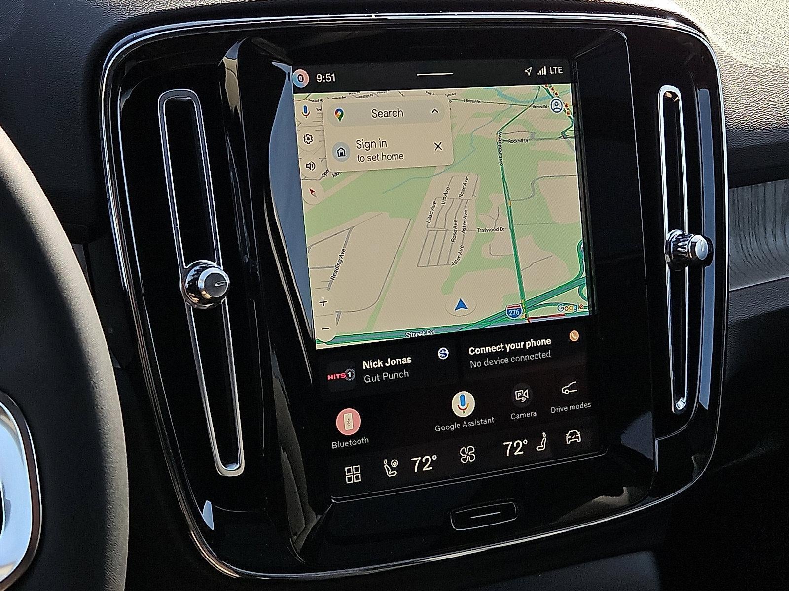 2026 Volvo XC40 B5 AWD Plus