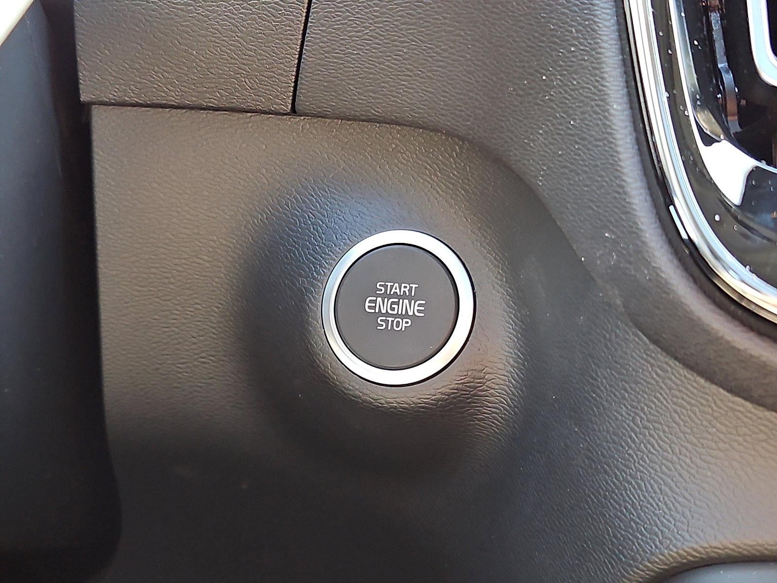 2026 Volvo XC40 B5 AWD Plus