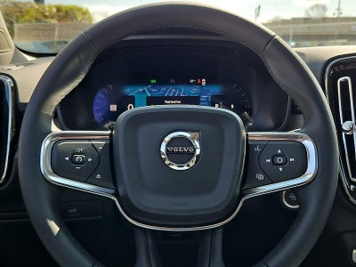 2026 Volvo XC40 B5 AWD Plus
