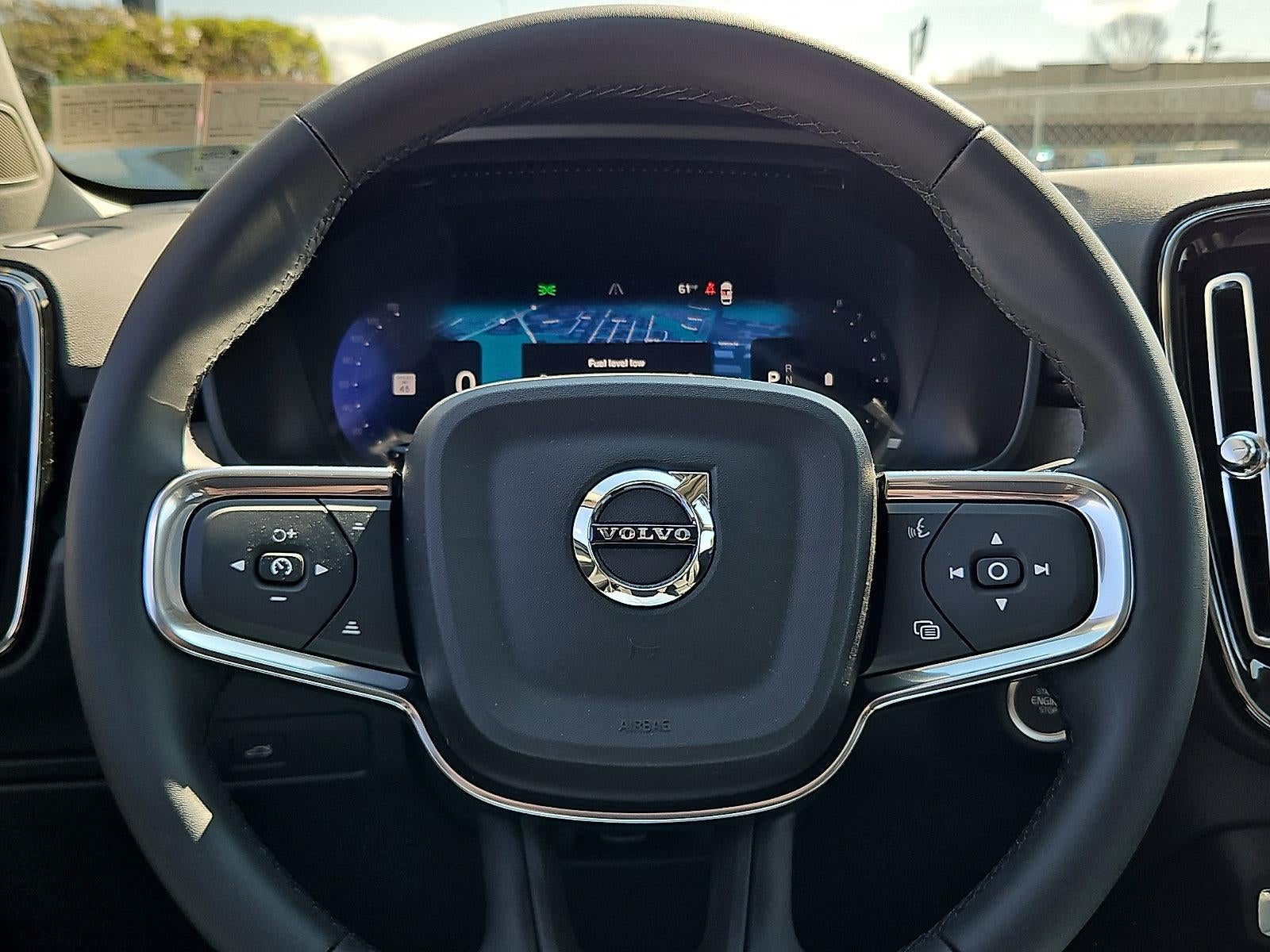 2026 Volvo XC40 B5 AWD Plus