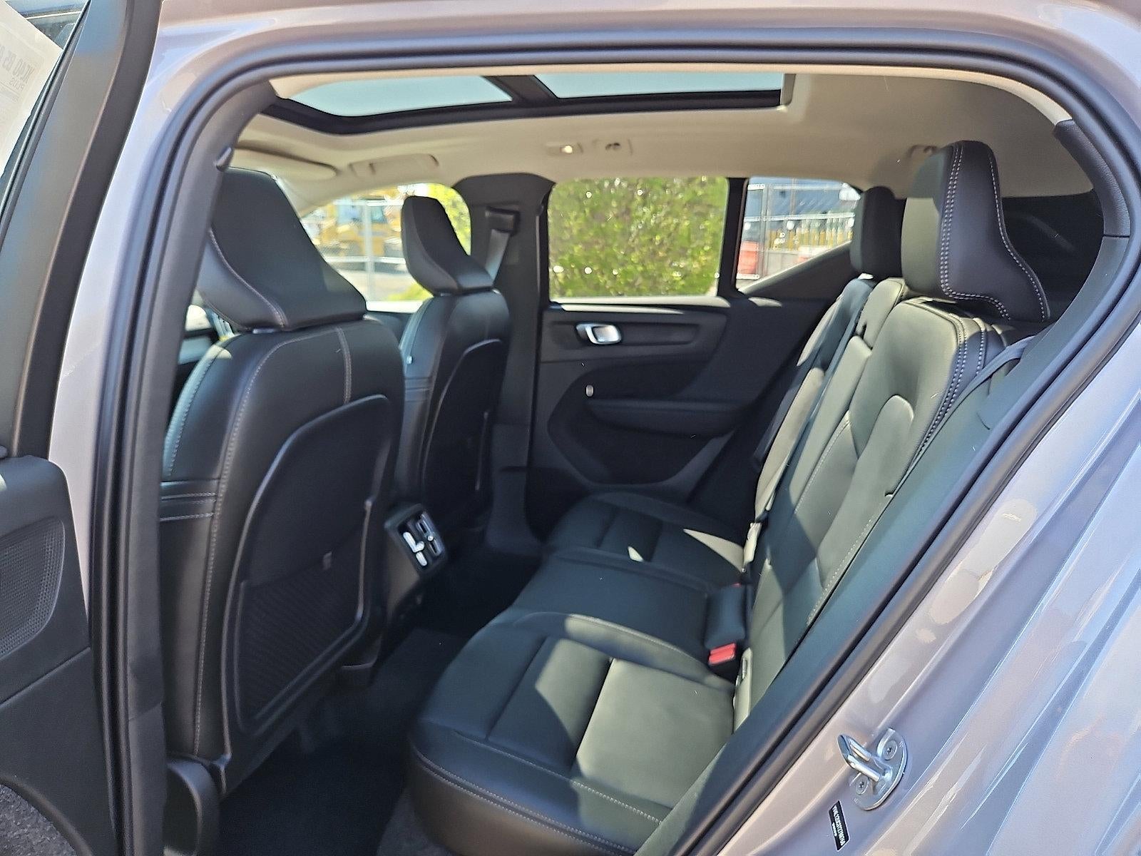 2026 Volvo XC40 B5 AWD Plus