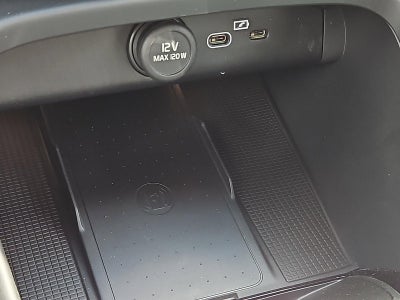 2026 Volvo XC40 B5 AWD Plus