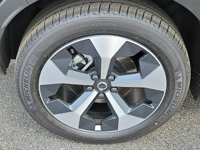 2026 Volvo XC40 B5 AWD Plus