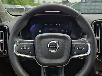 2026 Volvo XC40 B5 AWD Plus