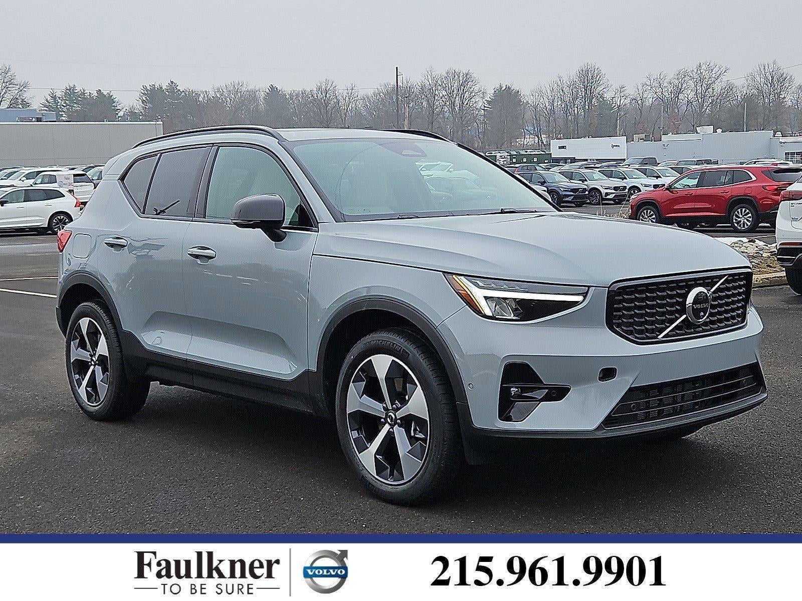 2026 Volvo XC40 B5 AWD Plus