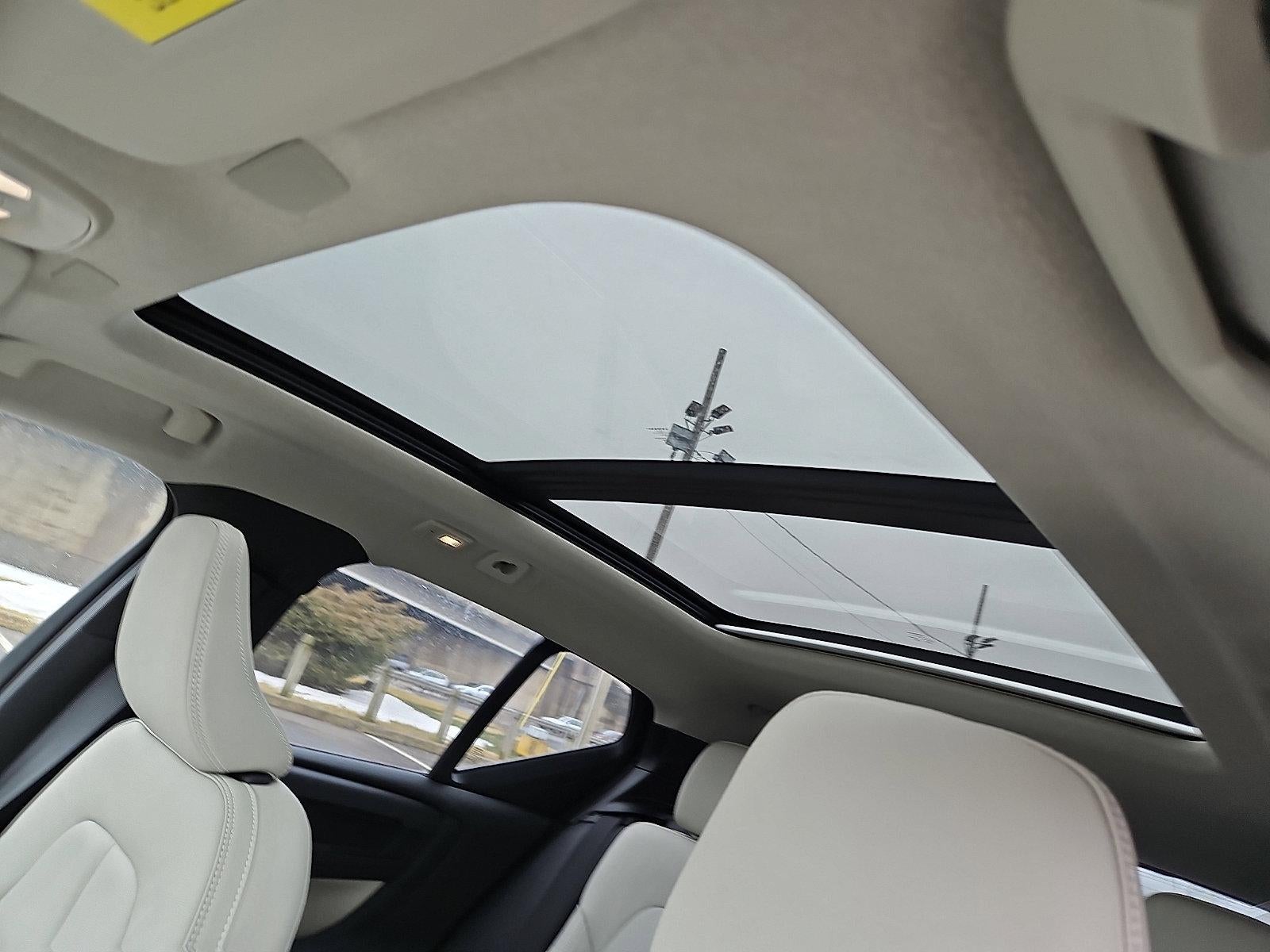 2026 Volvo XC40 B5 AWD Plus