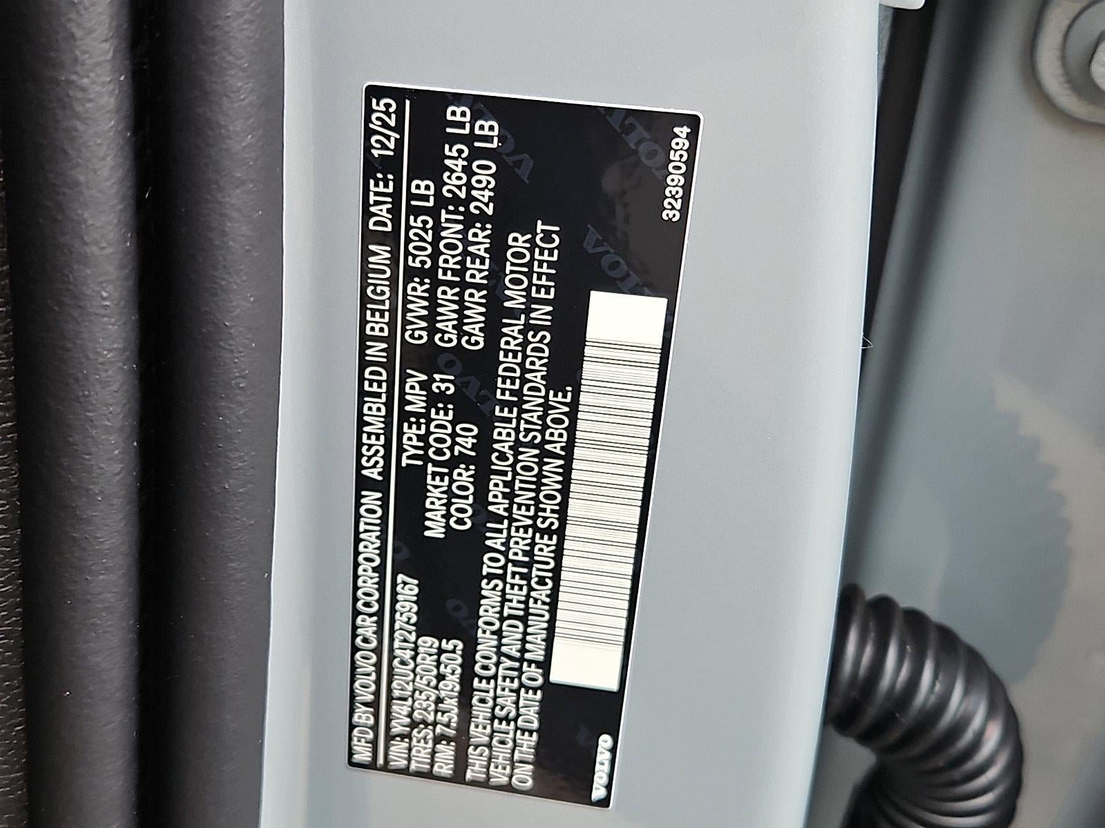 2026 Volvo XC40 B5 AWD Plus