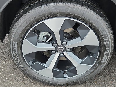 2026 Volvo XC40 B5 AWD Plus