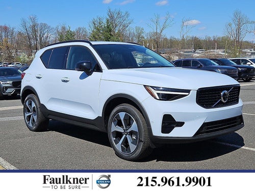 2026 Volvo XC40 B5 AWD Plus