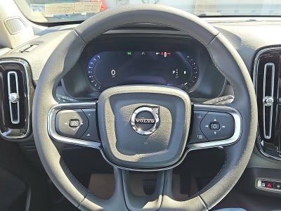 2026 Volvo XC40 B5 AWD Plus