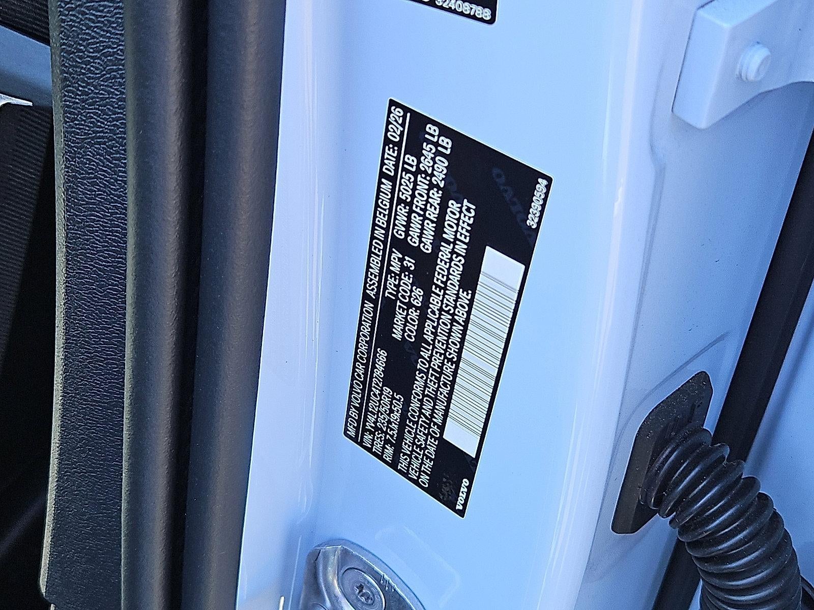 2026 Volvo XC40 B5 AWD Plus