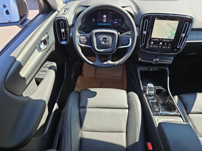 2026 Volvo XC40 B5 AWD Plus