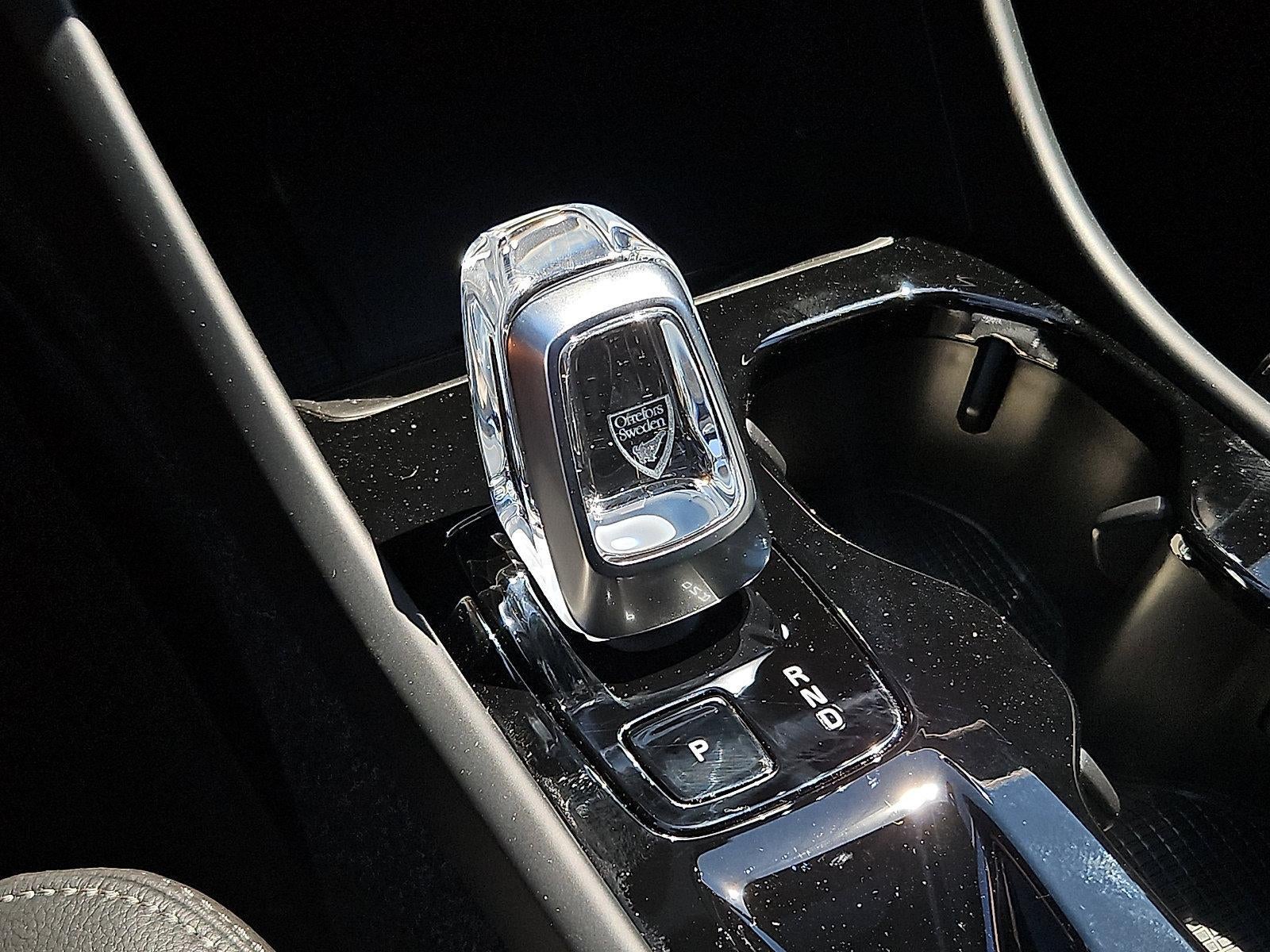 2026 Volvo XC40 B5 AWD Plus