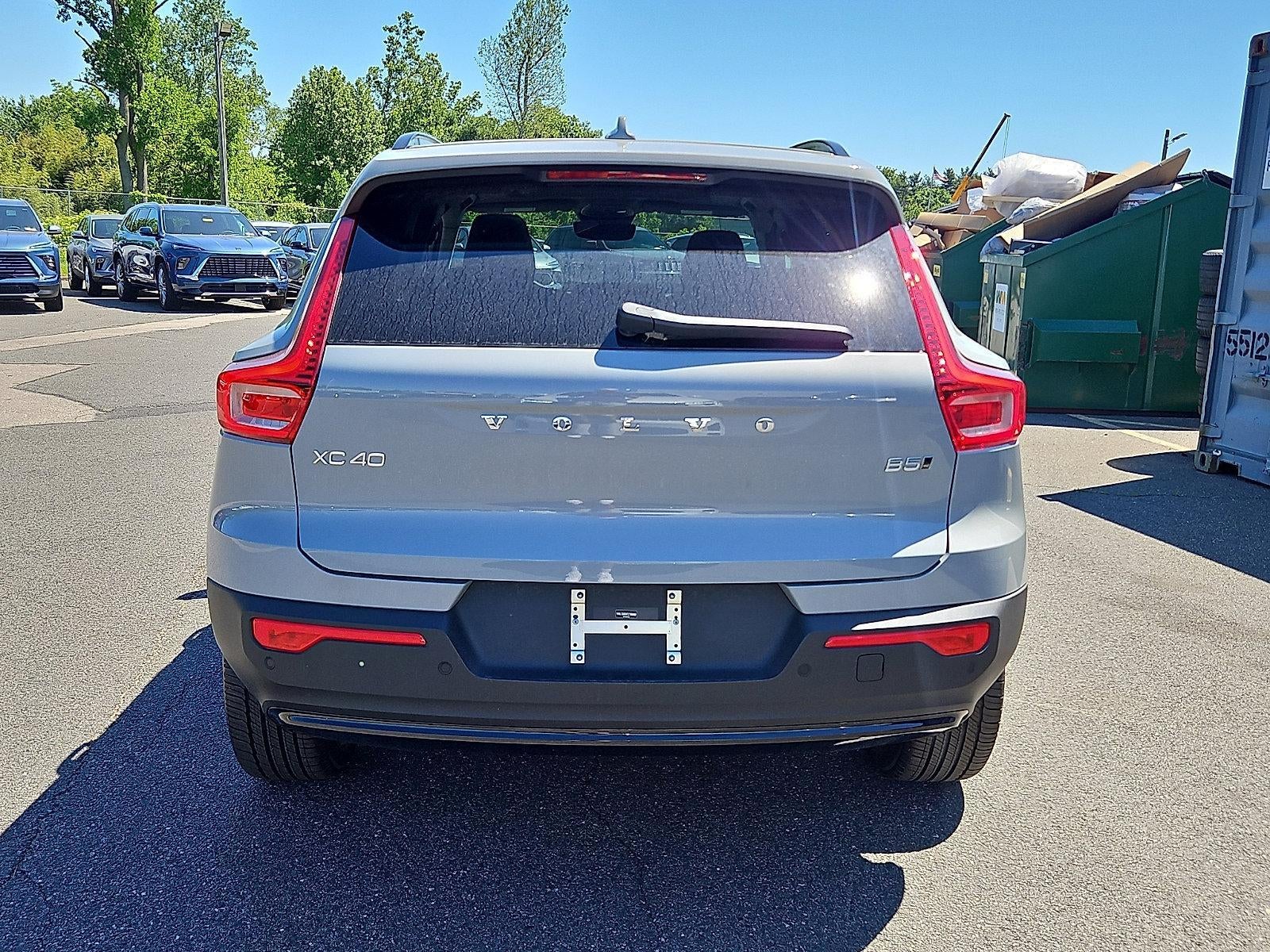 2026 Volvo XC40 B5 AWD Plus