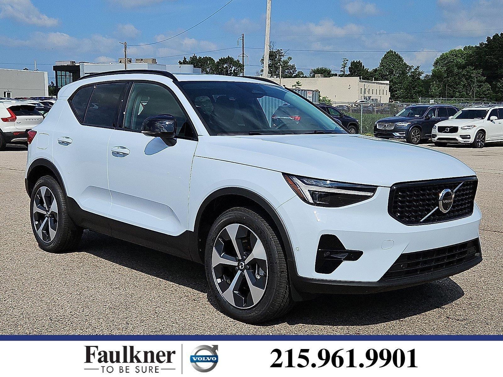 2026 Volvo XC40 B5 AWD Plus