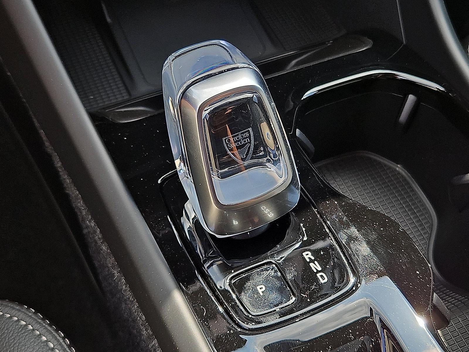 2026 Volvo XC40 B5 AWD Plus