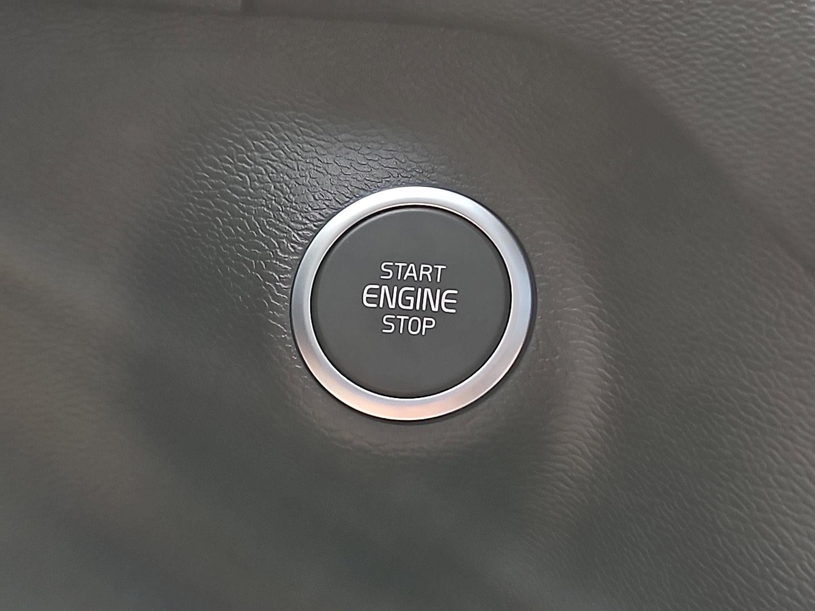 2026 Volvo XC40 B5 AWD Plus