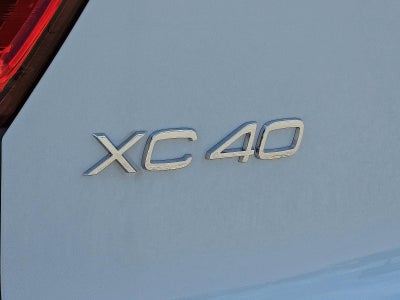 2026 Volvo XC40 B5 AWD Plus