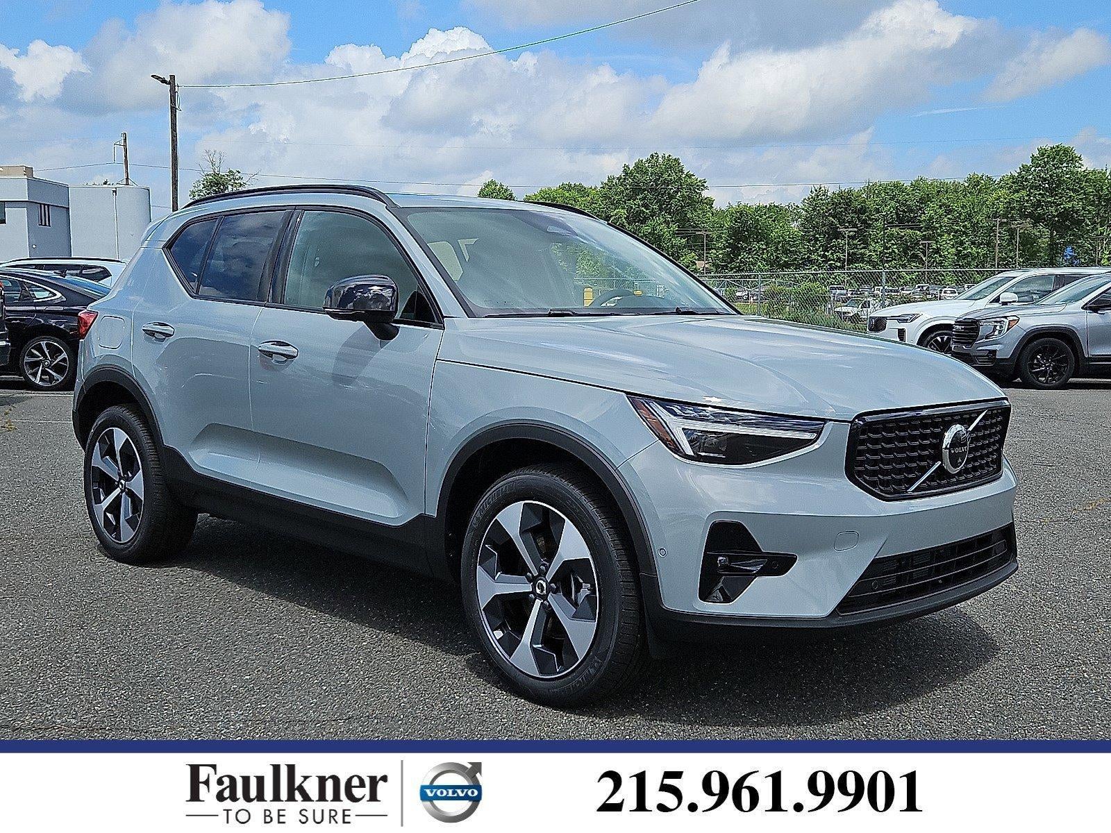 2026 Volvo XC40 B5 AWD Plus