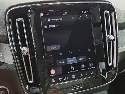 2026 Volvo XC40 B5 AWD Plus