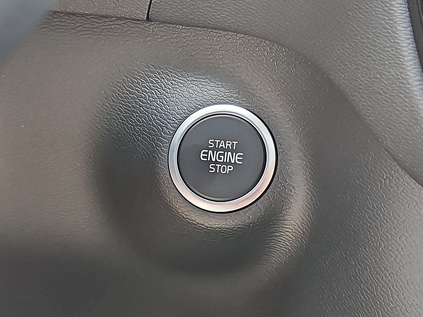 2026 Volvo XC40 B5 AWD Plus