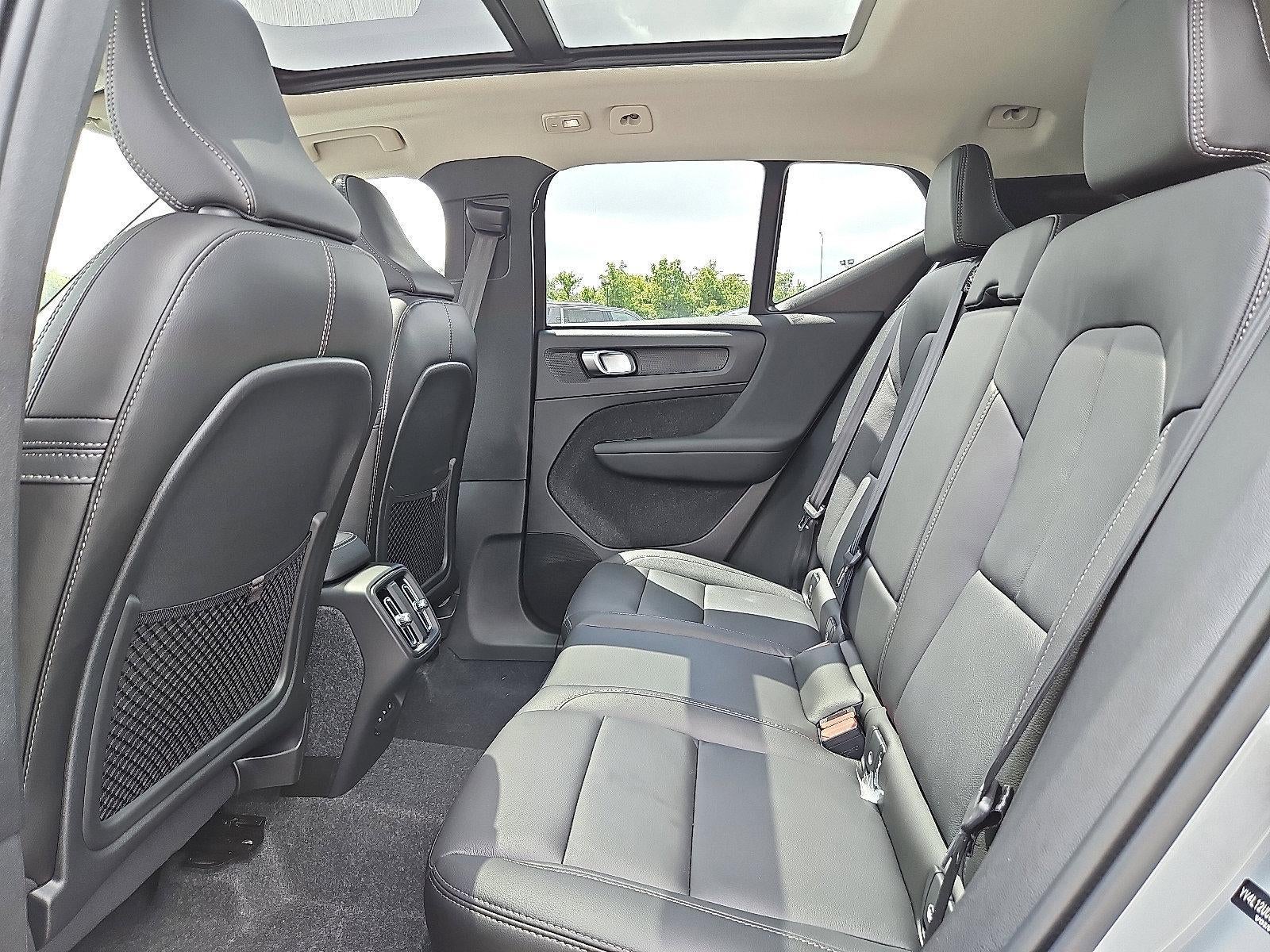 2026 Volvo XC40 B5 AWD Plus