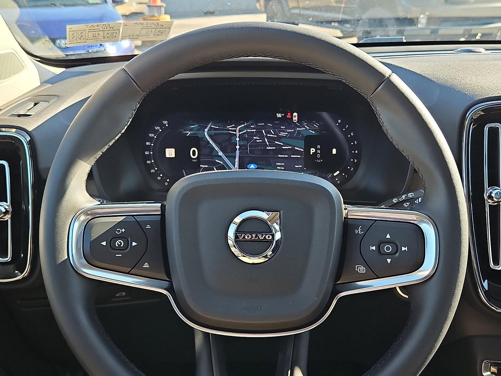 2026 Volvo XC40 B5 AWD Plus