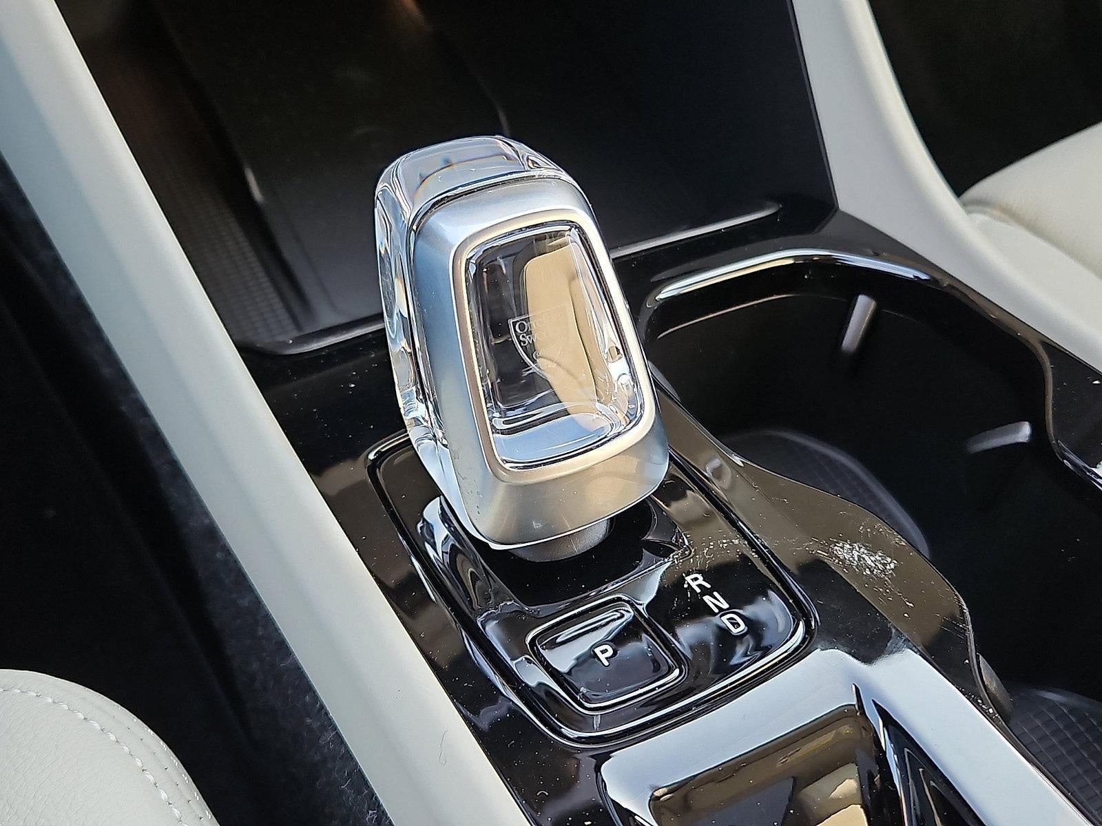 2026 Volvo XC40 B5 AWD Plus