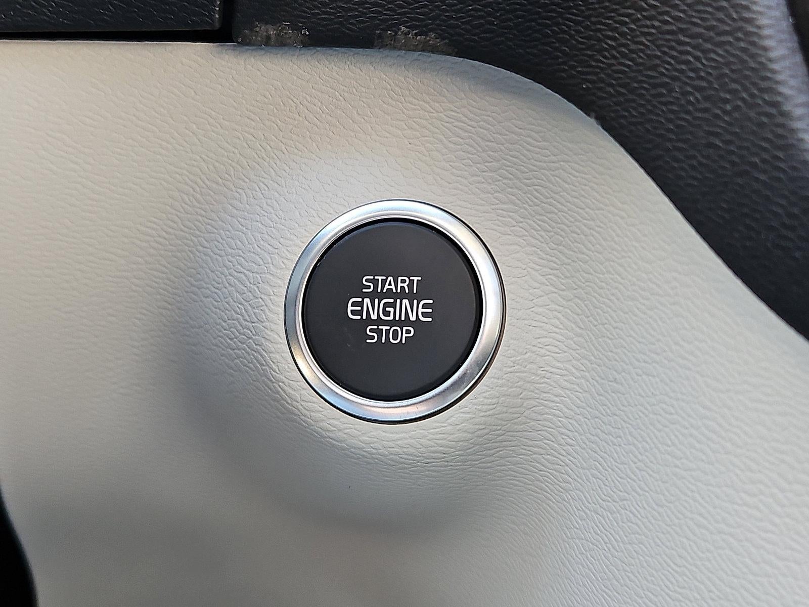 2026 Volvo XC40 B5 AWD Plus